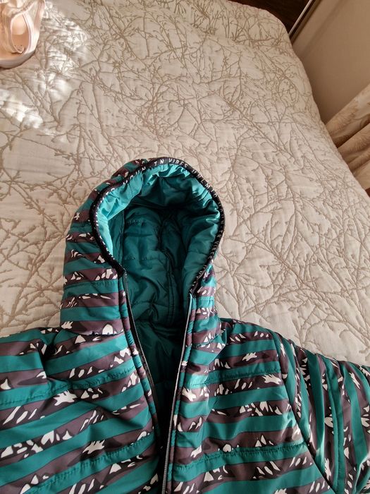 Детско двулицево зимно яке за 10 г