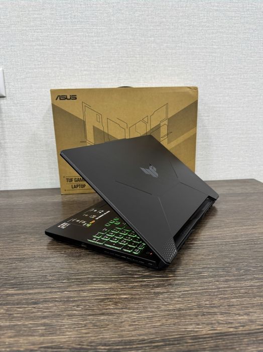 Продам в Полном Комплекте Премиум Игровой Ноутбук Asus TUF Gaming A15.