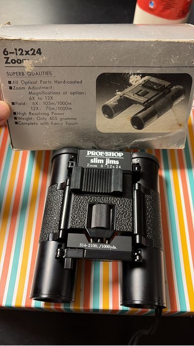 Binoclu ZOOM 6-12X24