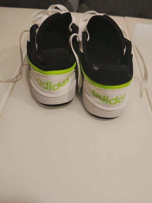 Adidas маратонки