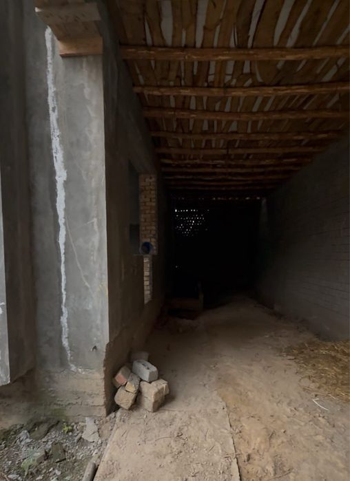 Srochna uchaska sotiladi