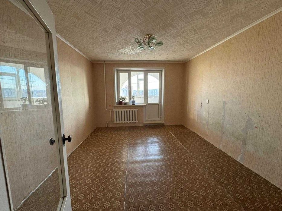 продам 3х комн. квартиру район КЖБИ,