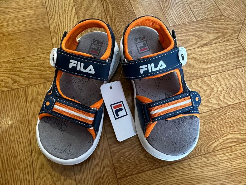 Сандалии новые Fila р 25