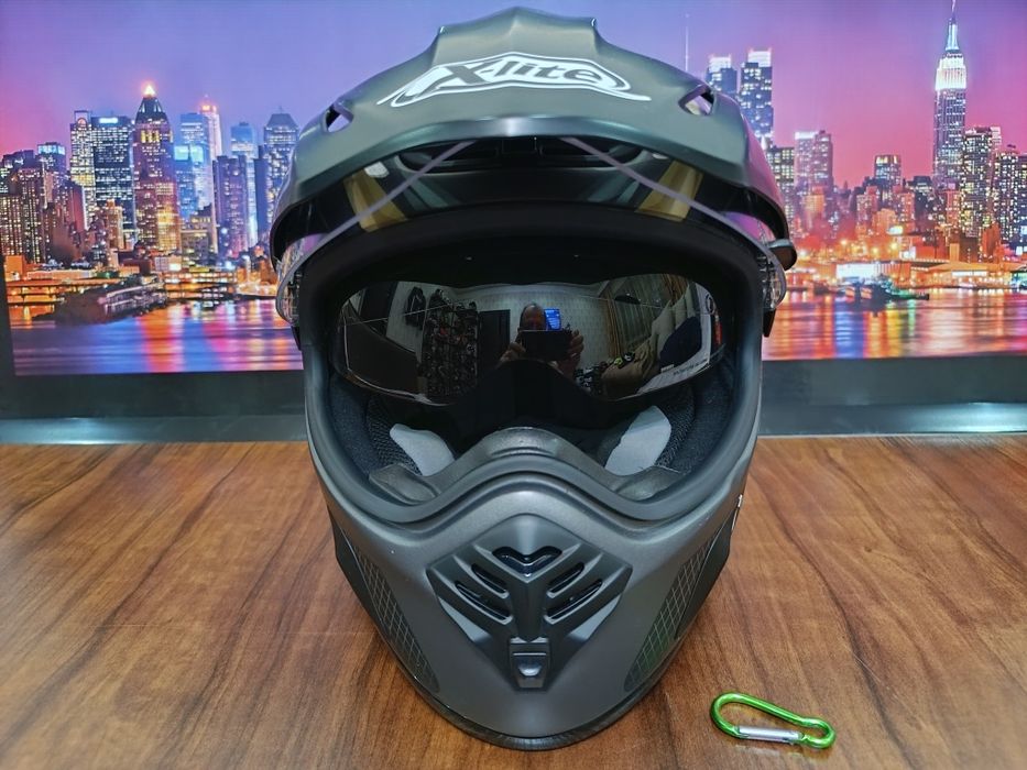 Мото шлем от итальянского бренда Nolan x 551 X - Lite