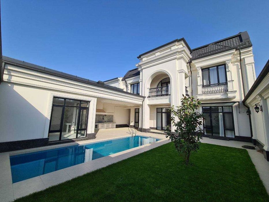 ДОМ
центр Луначарского
5 соток
550 м² Бассейн, сауна