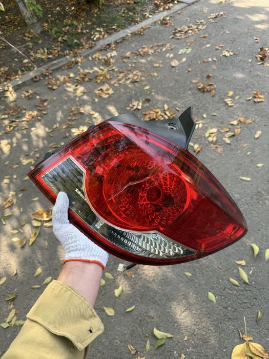 Chevrolet cruze фонарь хэтчбек