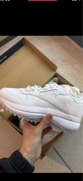 Reebok кроссовки 36 размер