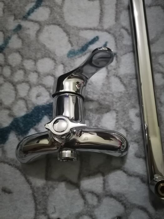 Продается новый кран в ванную комнату