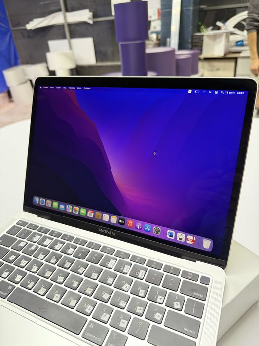 Apple Macbook Air M1 256 ГБ, 94%