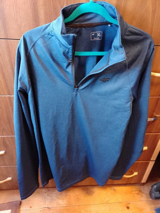 Bluza albastru 4f XL