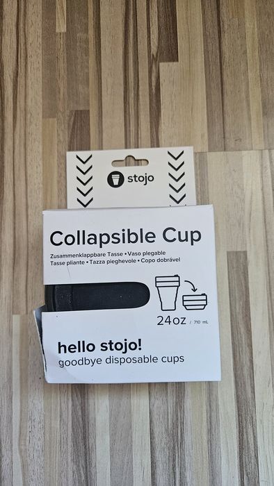 Нова сгъваема чаша Stojo (24 oz) от Платинен медицински LFGB Силикон – Черна