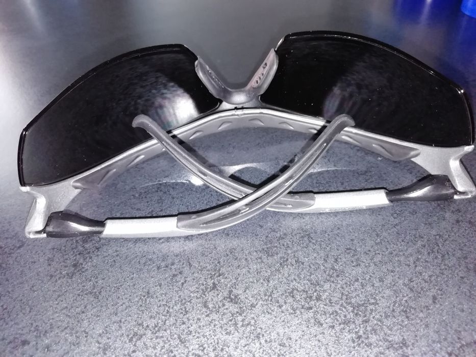 Cască ciclism și ochelari 50 RON,