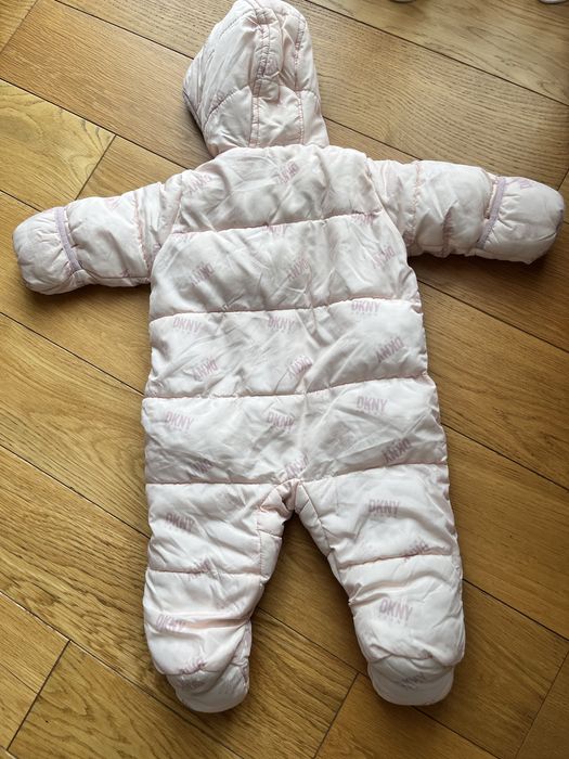 Космонавт за момиче DKNY