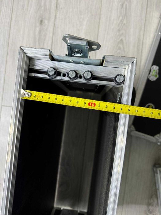 Vand Rack cutie puteri 2U