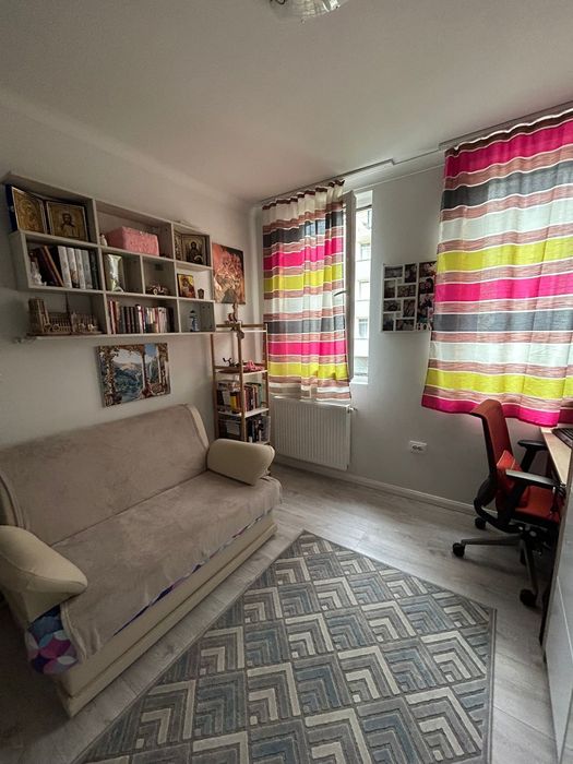 Inchiriez apartament 3 camere