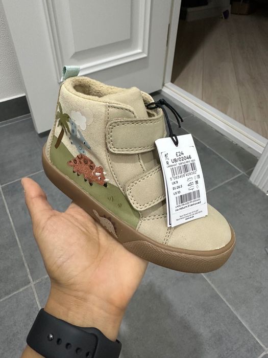 Новая теплая ,легкая  обувь из англии