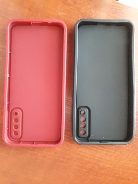 Продаю чехол для Самсунг А7.