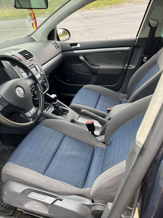 Vând Golf 5 1.9tdi 2007