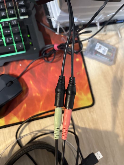 Casti gaming noi cu adaptor