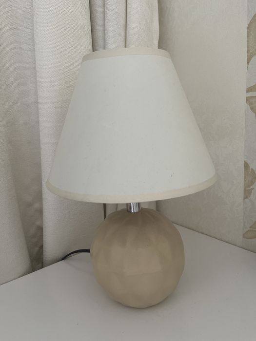 Светильник настольный