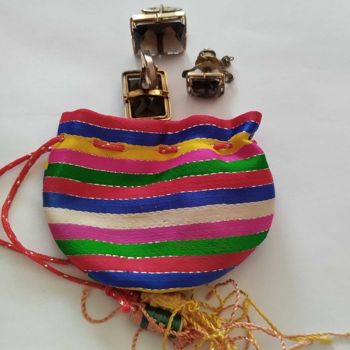 Копчета за ръкавели и игла за вратовръзка с камъни опушен топаз