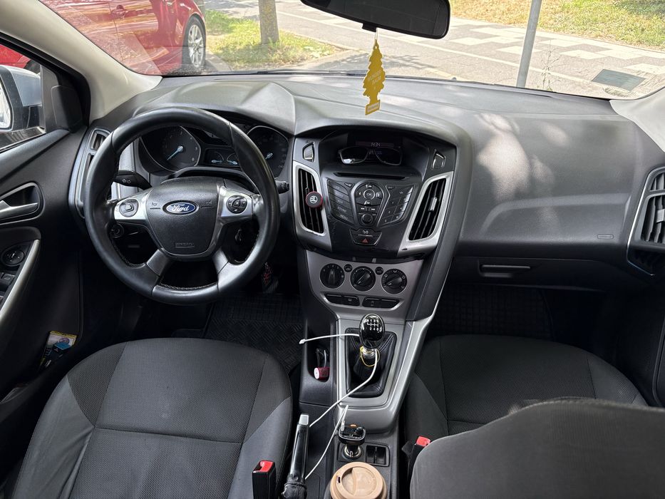 FORD Focus 2011 — imagine 3