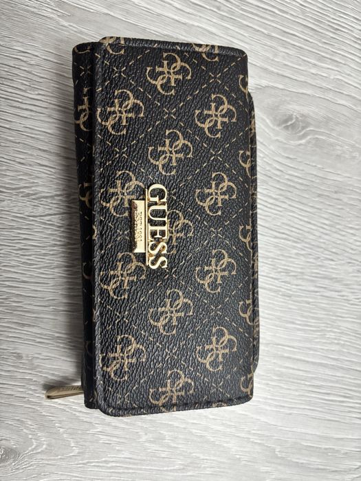 Portofel Guess Nou fara eticheta