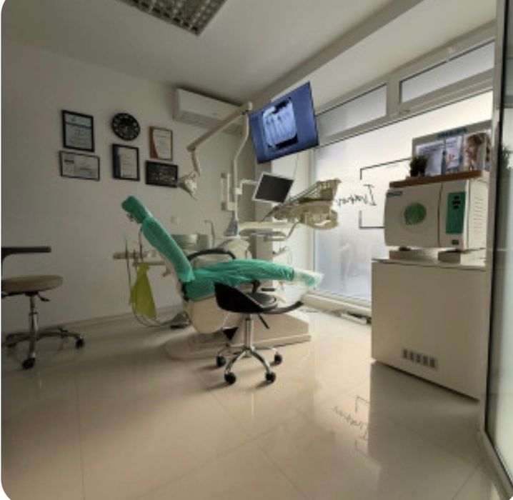 Дава се под наем Офис в София, Лозенец - 27 кв.м за 897.6 € - Снимка #1