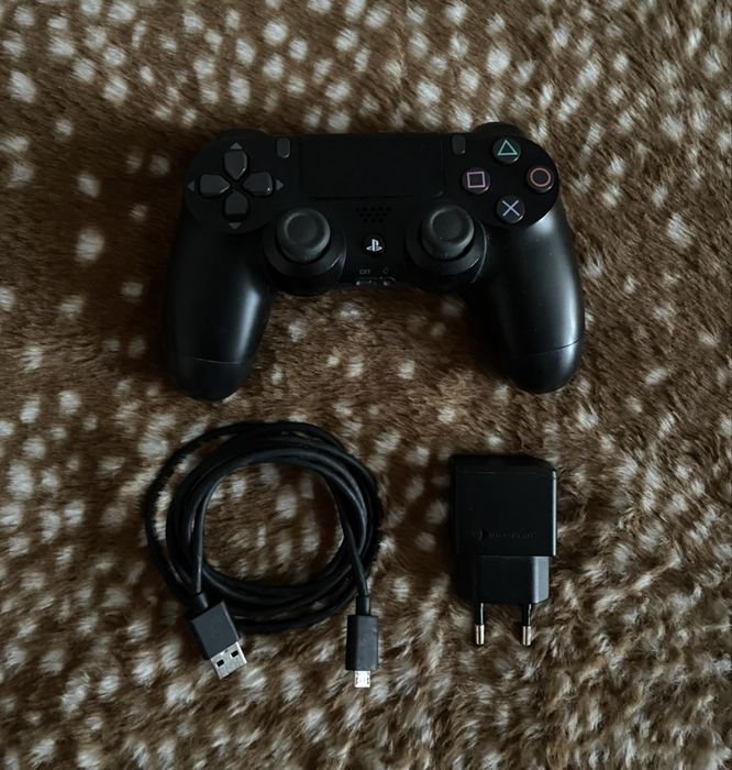 Контролер за PlayStation 4 Dualshock