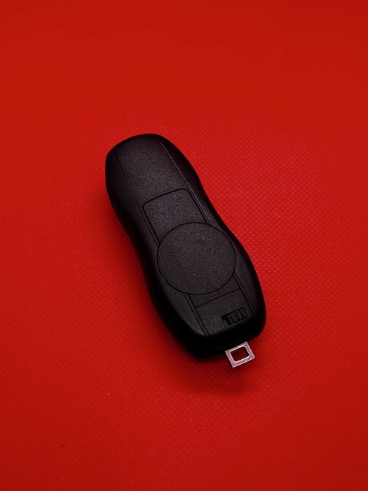 Copiere și programare chei Porsche – soluție rapidă, sigură