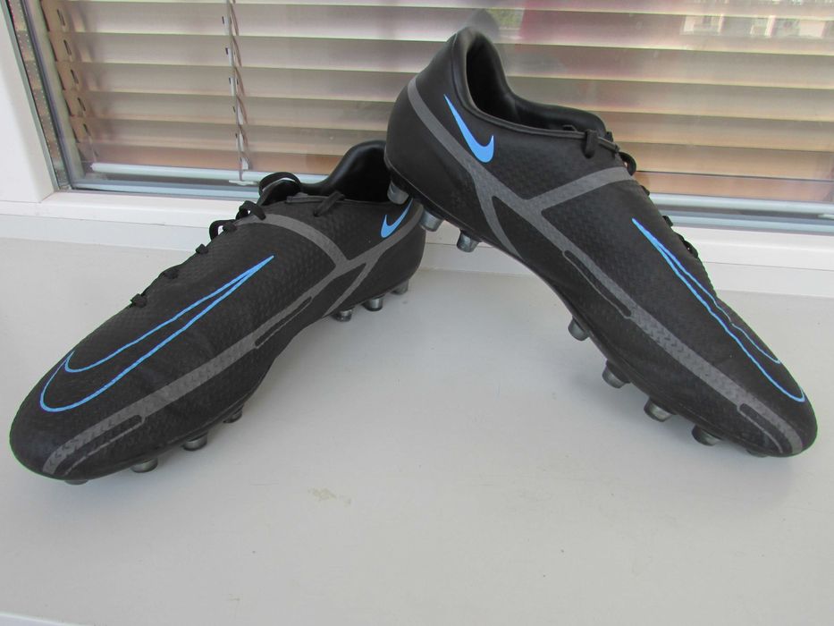 Футболни обувки Nike Phantom GT2 Academy