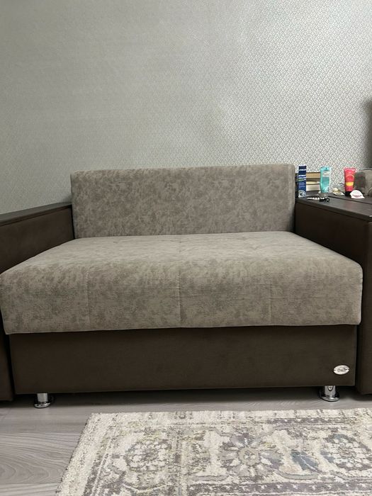 Продам комплект диванов