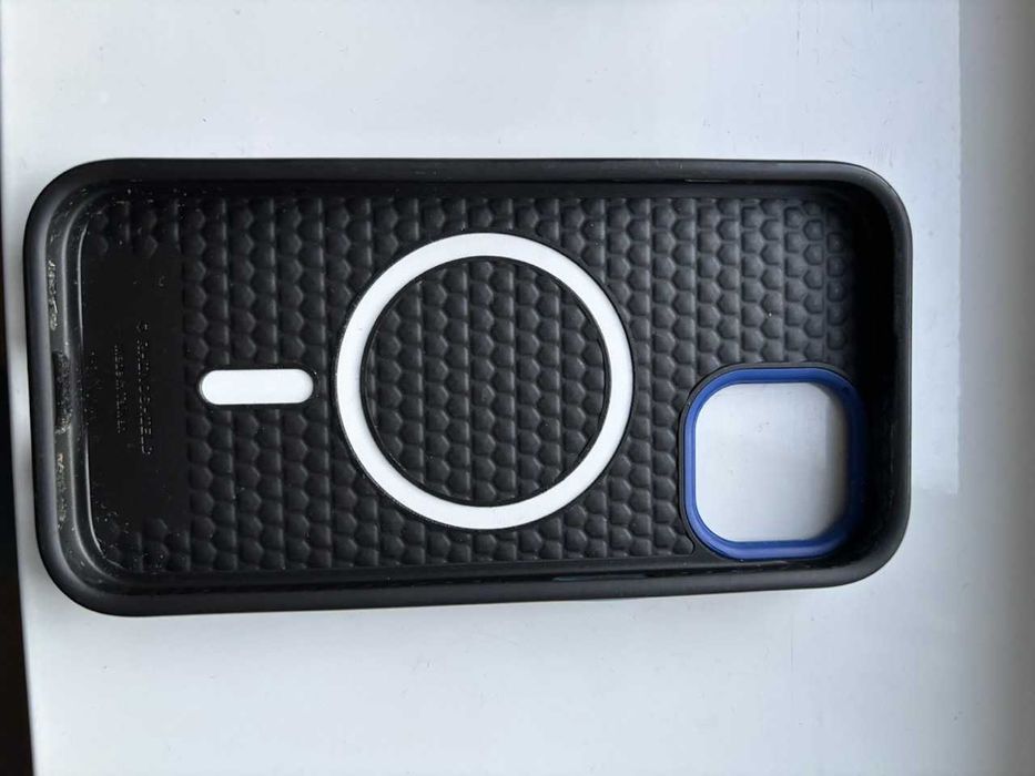 Carcasa Iphone 15 - Rhinoshield - SolidSuit cu MagSafe