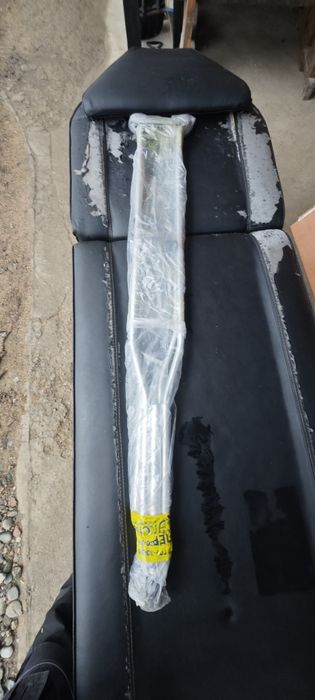 Продам б/у кушетку