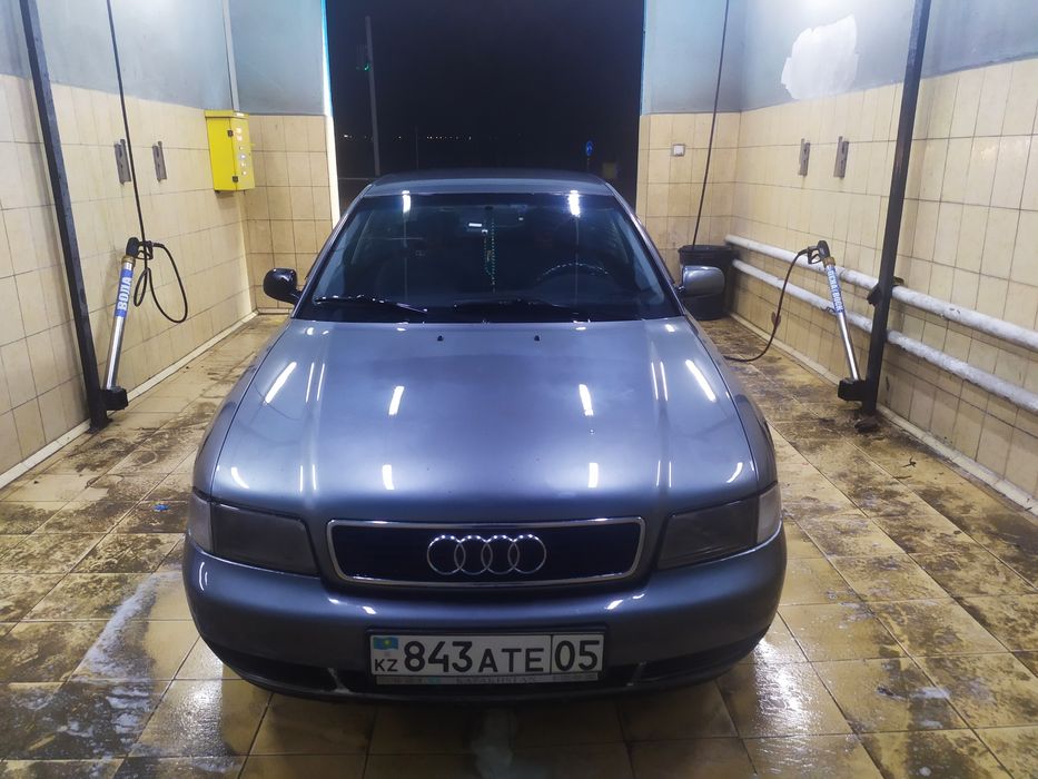 Ауди А4 1996 год