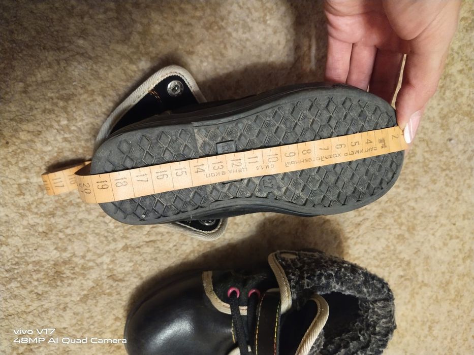 Ботинки 27 размер на девочку