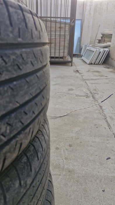 Продам шины 225/60/18