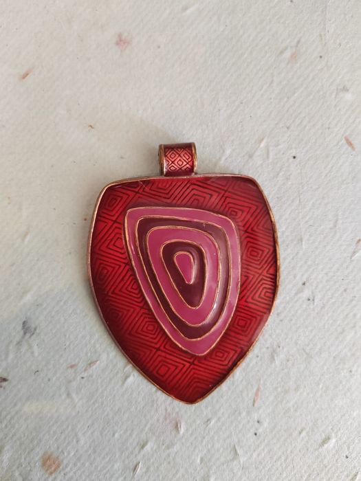 Pandantiv Statement Artistic – Design Abstract cu Email/Rășină