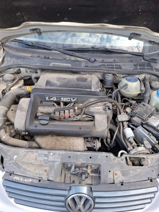 Volkswagen Polo 2001 година 1.4 бензин на части