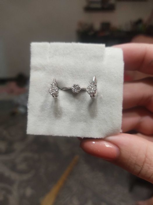 Продам детский золотой комплект