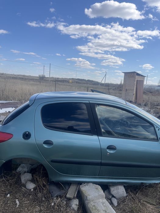 Peugeot 206 на запчасти