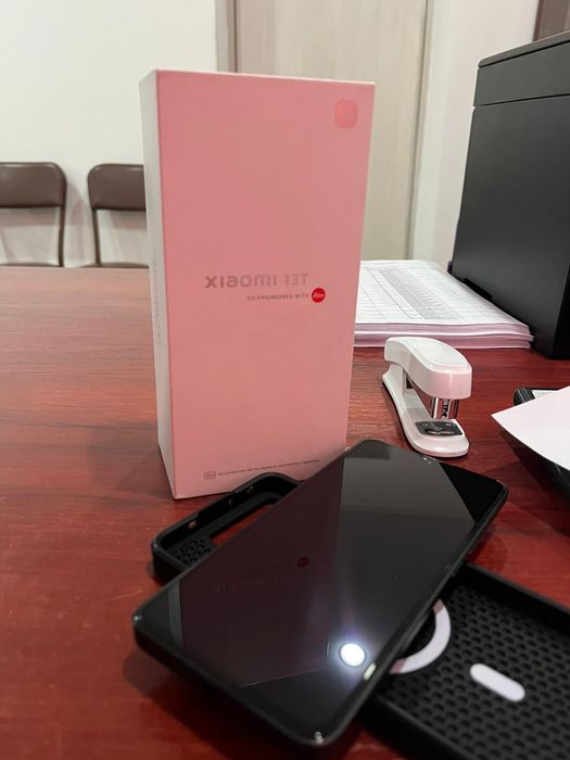Срочно продаётся Xiaomi 13T 12/256