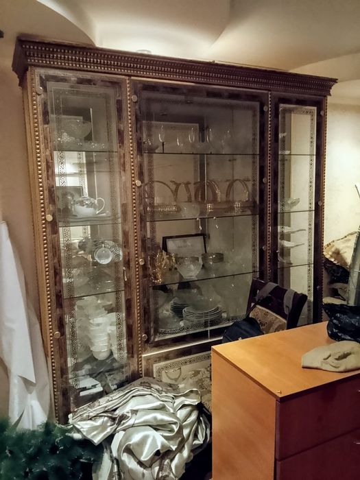 Стенка шифонер для посуды