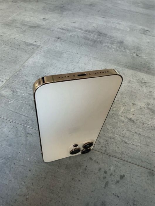 iPhone 14 pro baterie 100% ca nou