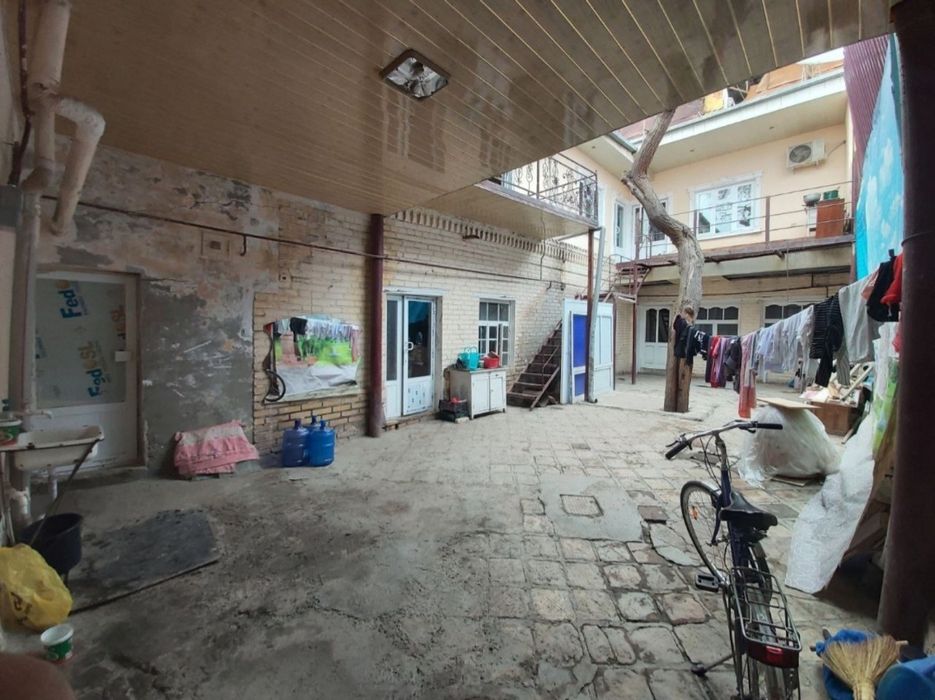 Эски шахарда ховли сотилади еки тошкентда Кучмас мулк Б/н алмашамиз