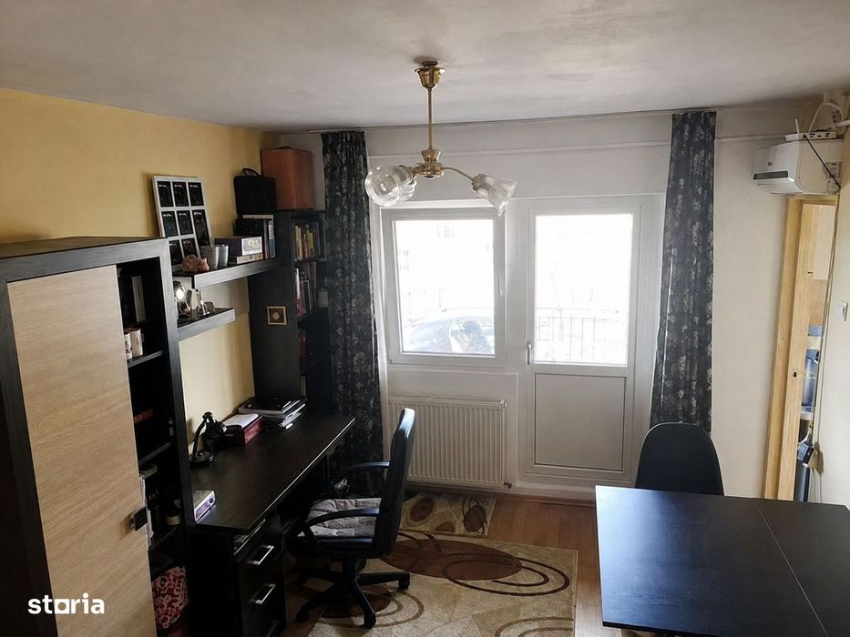 Garsoniera de vanzare 25 mp plus balcon Zorilor zona str Louis Pasteur — fotografia 1