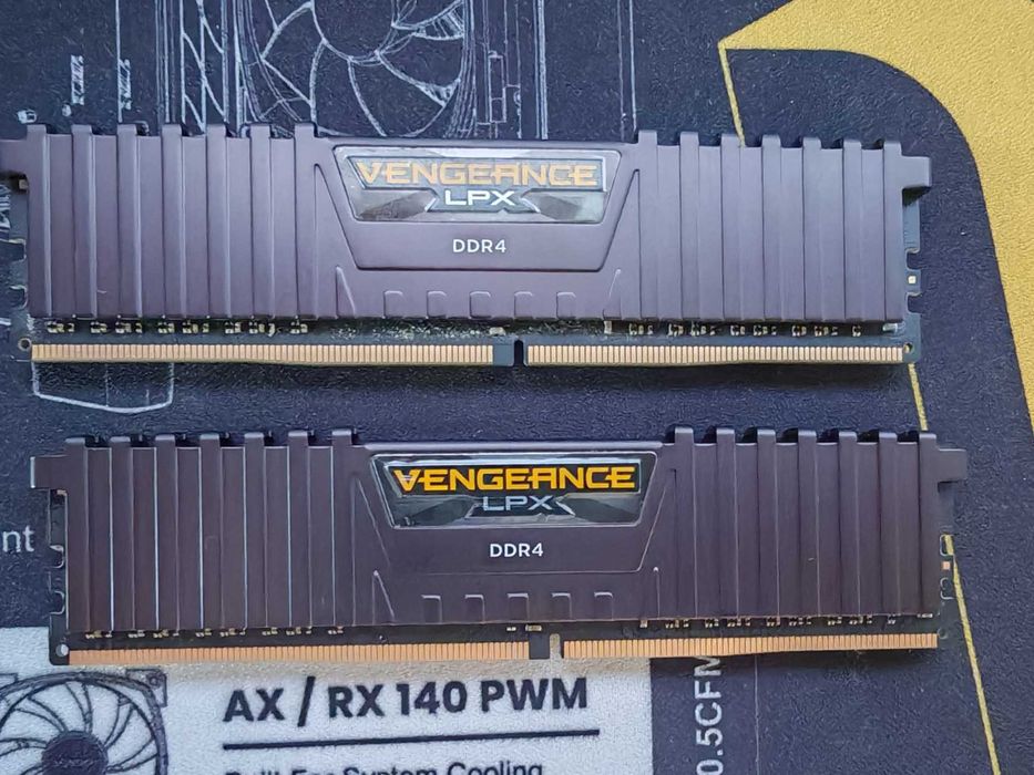 Рам памет Corsair VENGEANCE LPX 16GB (2x8GB) DDR4 3200MHz