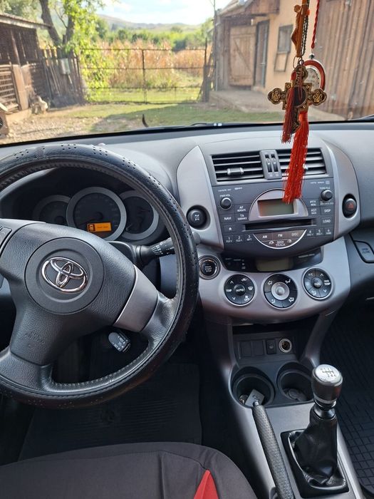 Vând Toyota rav 4 an 2010