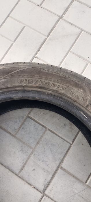 Продам шины 215*50 R17
