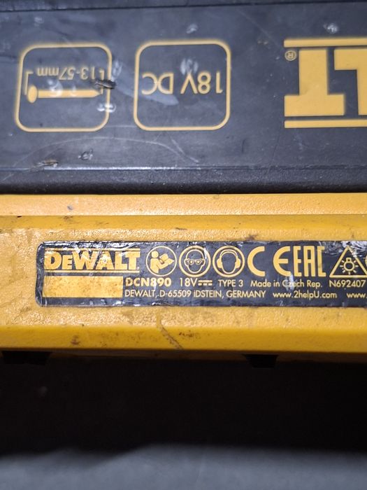 Pistol de cuie dewalt